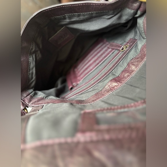 Latico U.S.A. Purple Leather Flapover Shoulder Bag Adjustable Strap - Picture 8 of 12